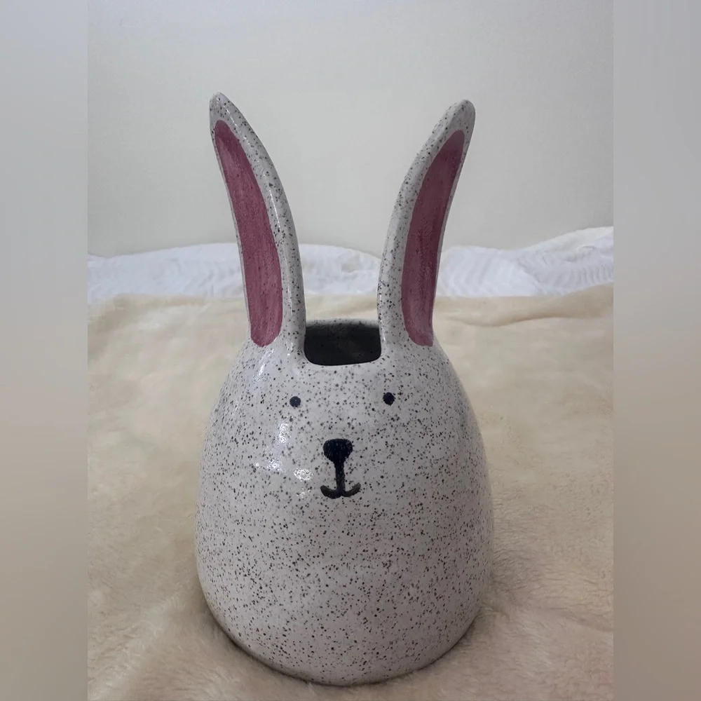 JAIME BLISS Happy Bunny Handmade Speckled Ceramic Planter in Pink and Cream RARE